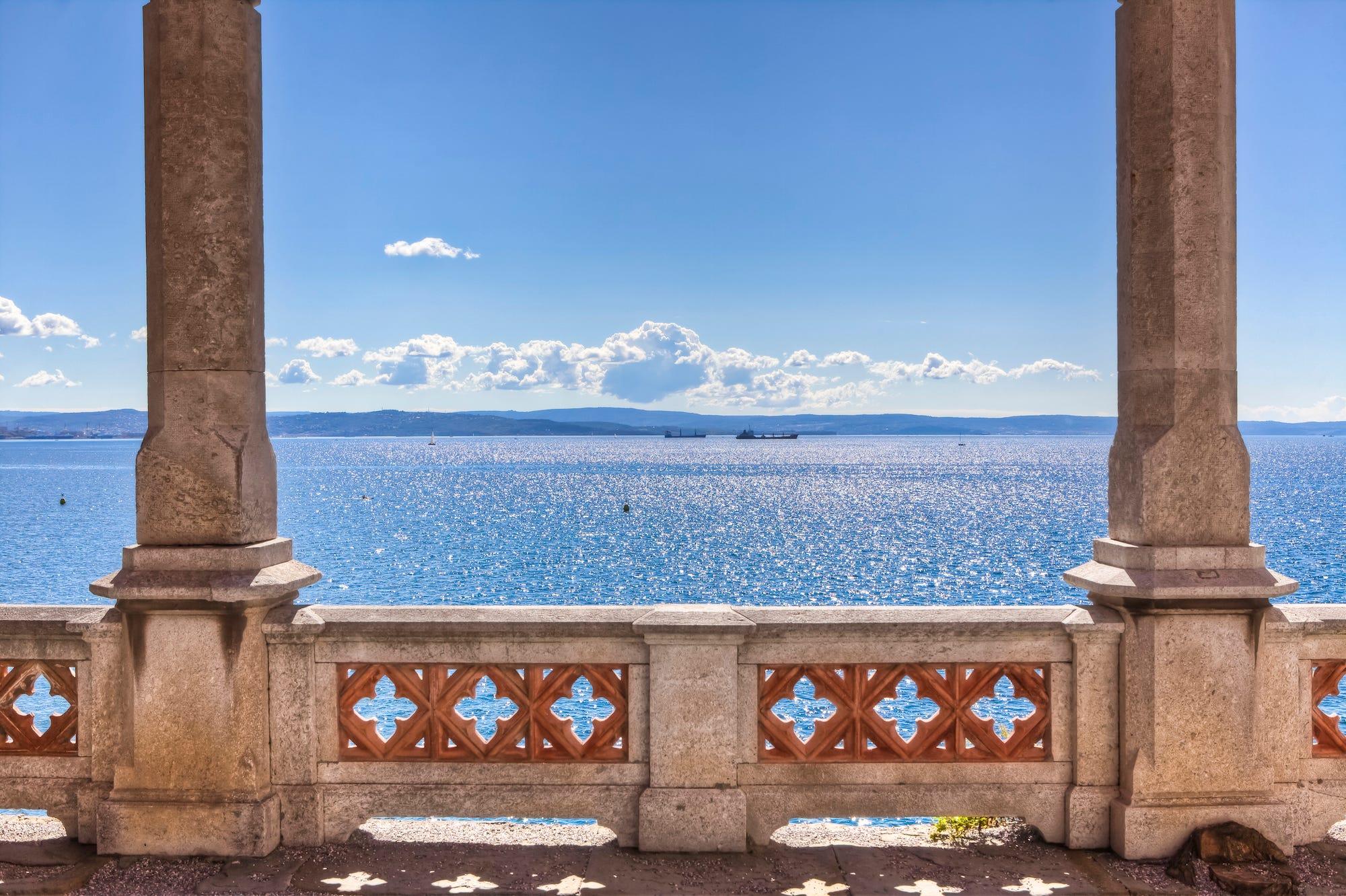 La visite du Château de Miramare à Trieste, une plongée dans le monde de l'impératrice Sissi et dans ses légendes