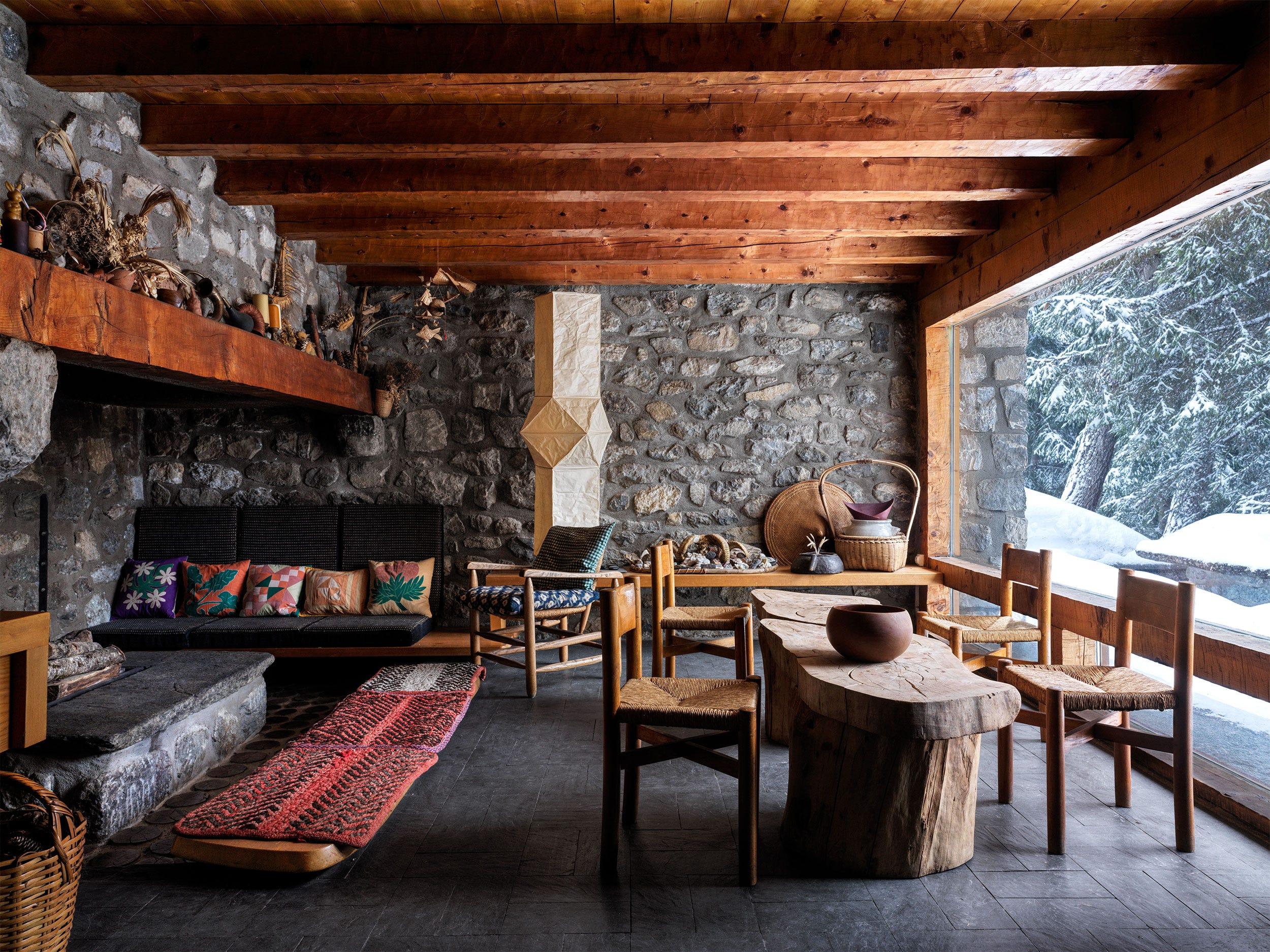 Un regard à l'intérieur du refuge alpin bien-aimé de l'icône du design Charlotte Perriand