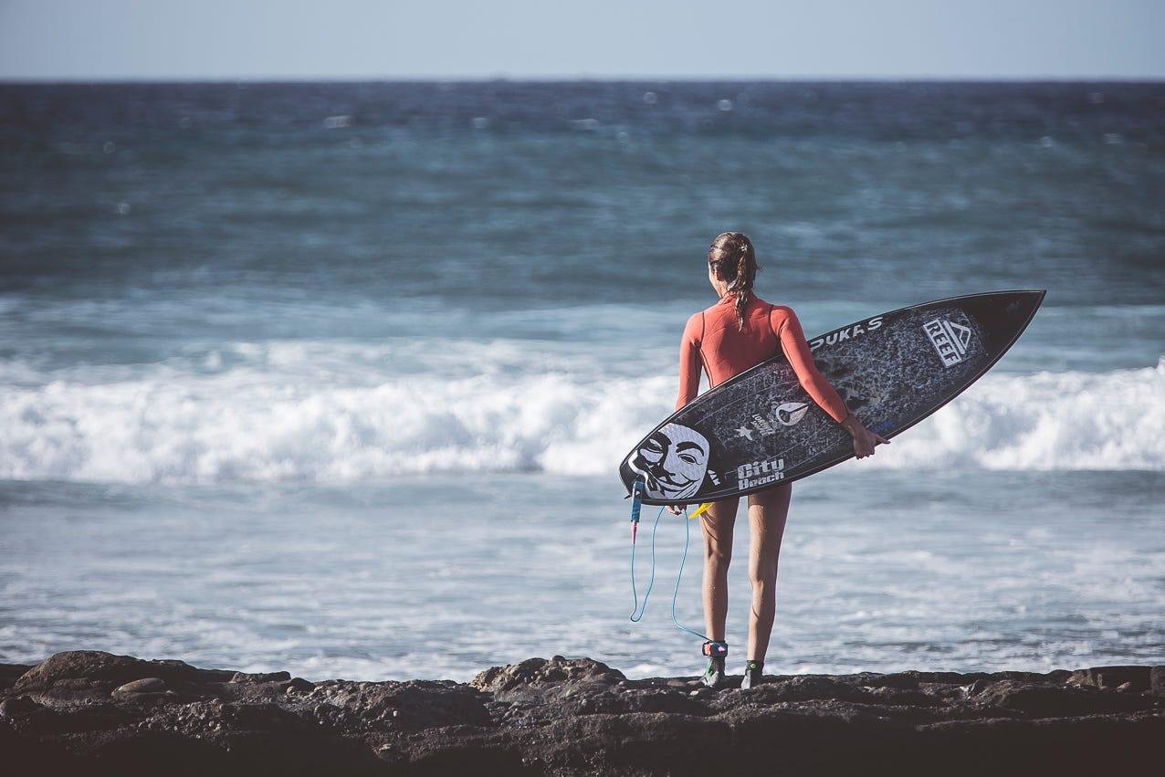 "J'ai surfé en hiver pour comprendre que c'est le sport le plus écologique du monde"