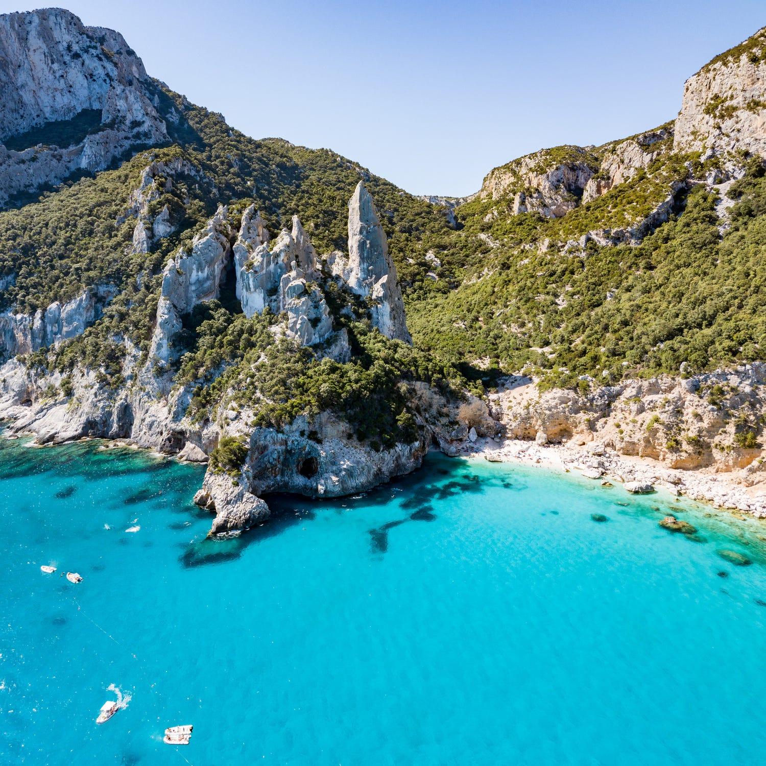 cala goloritze, golfe d'orosei, côte est de la sardaigne italie