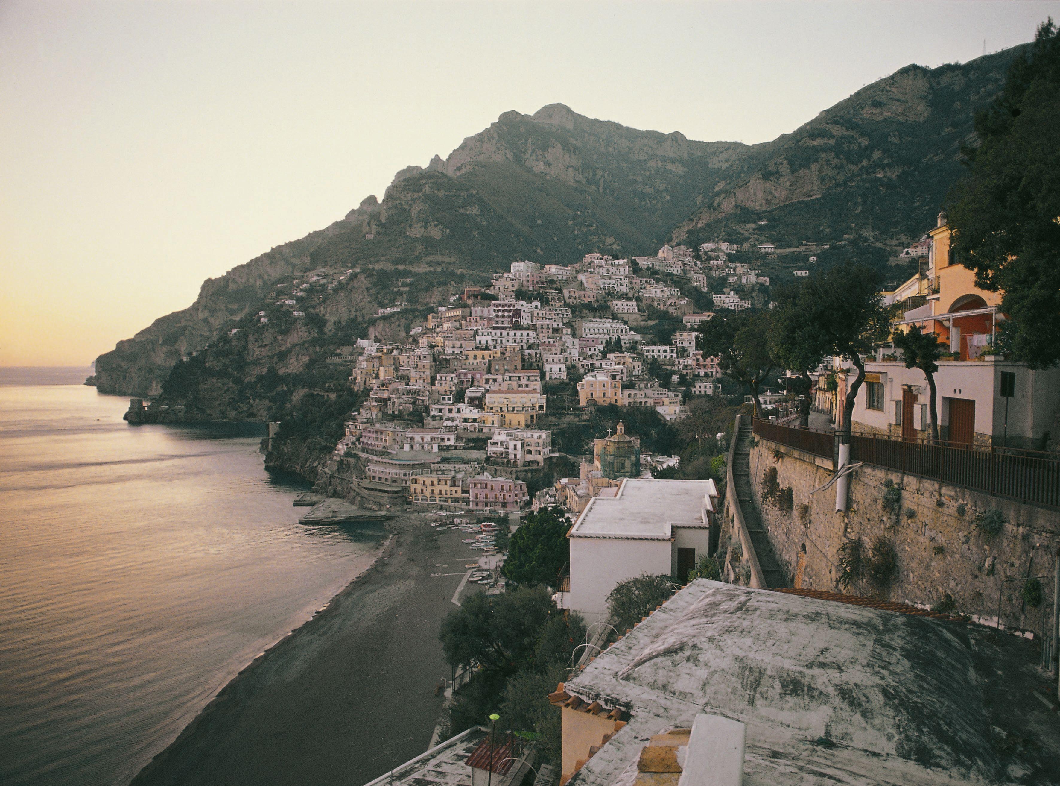 Côte, Ville, Ciel, Mer, Promontoire, Village, Eau, Tourisme, Montagne, Formes de terrain côtières et océaniques,