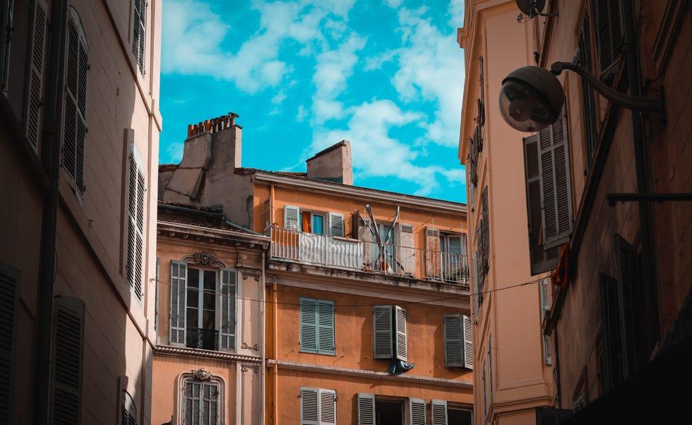 Bleu, Architecture, Ville, Ciel, Quartier, Rue, Bâtiment, Zone urbaine, Azur, Infrastructure,