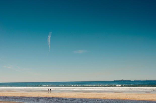 Ciel, Corps d'eau, Plage, Mer, Bleu, Océan, Horizon, Nuage, Journée, Vague