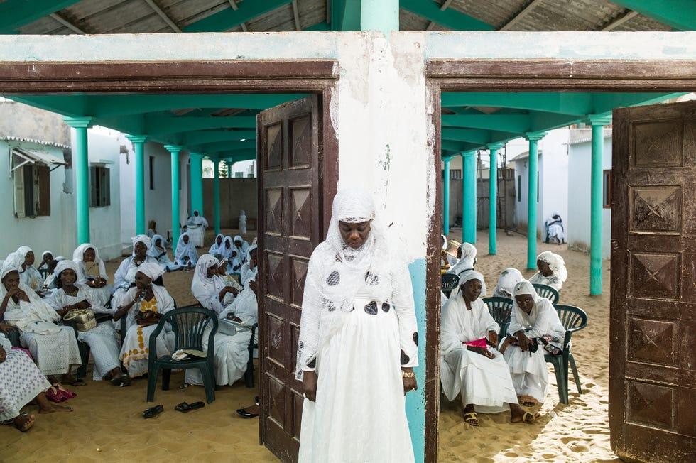 Adaptation, Événement, Tradition, Cérémonie