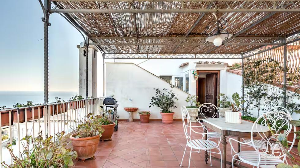 Maison rustique avec terrasse panoramique à Conca dei Marini