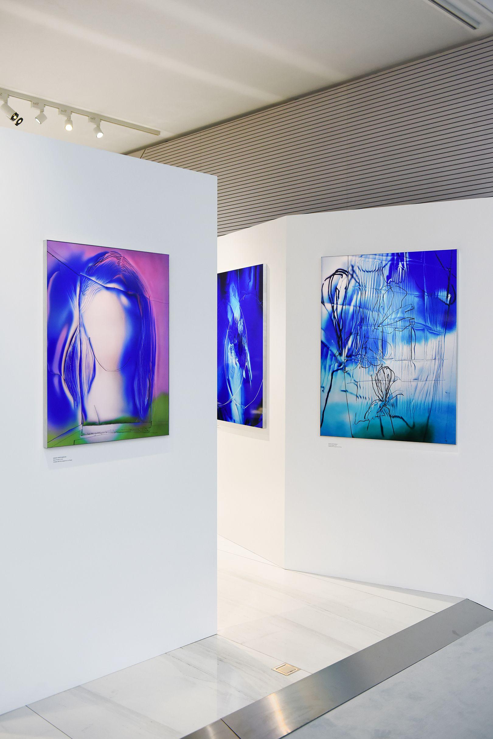 Exposition d'art, Art moderne, Art, Exposition, Galerie d'art, Vernissage, Mur, Arts visuels, Design, Peinture