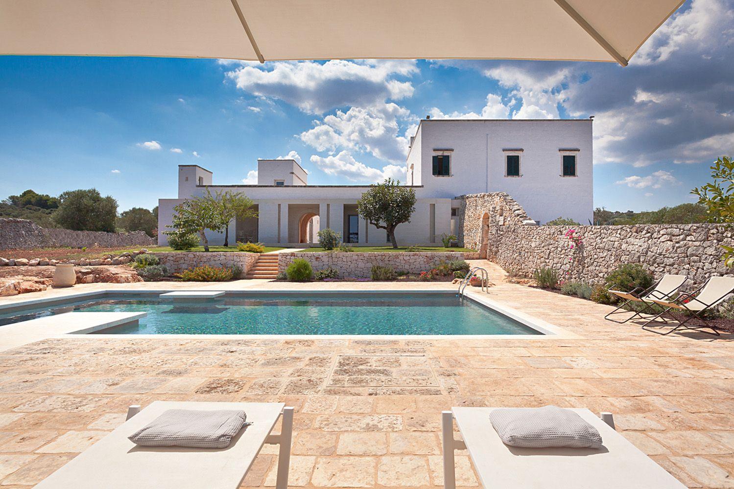 Piscine, Propriété, Maison, Bâtiment, Demeure, Immobilier, Domaine, Zone résidentielle, Architecture, Décoration intérieure