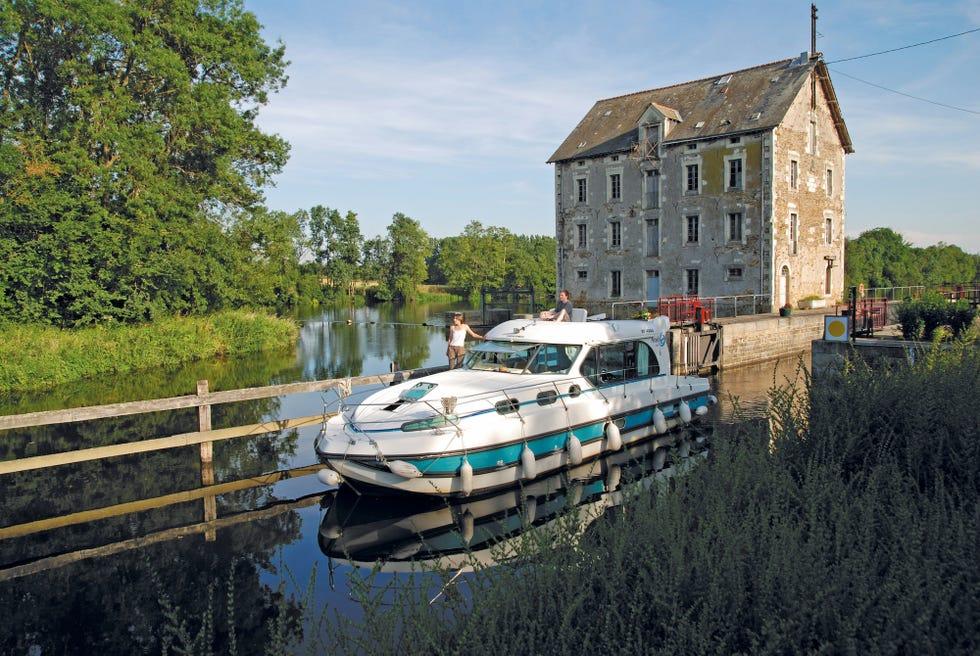 péniche au Portugal