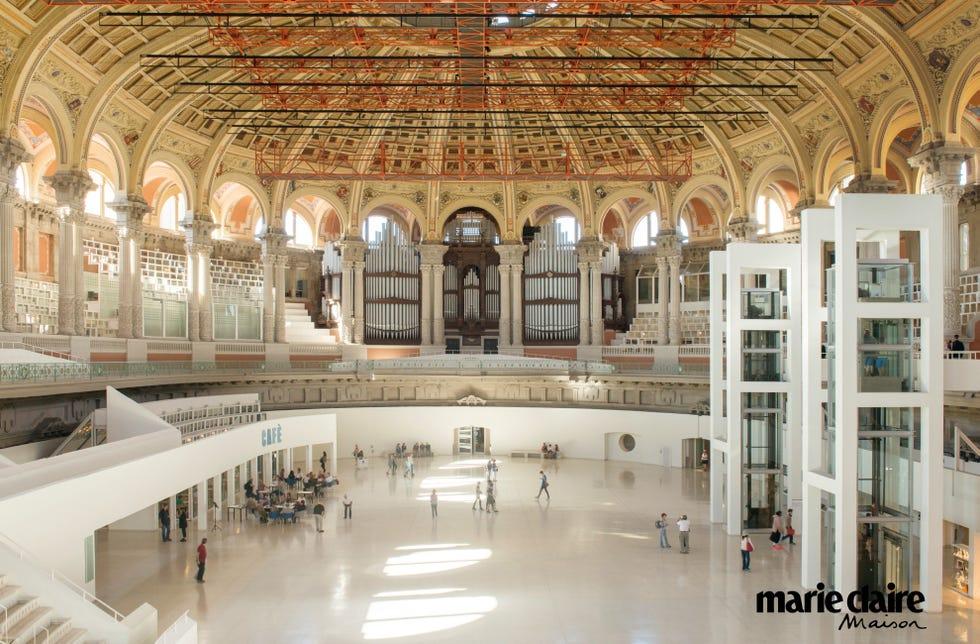 Bâtiment, Hall, Architecture, Plafond, Design d'intérieur, Salle de bal, Palais, Attraction touristique, Arc, 