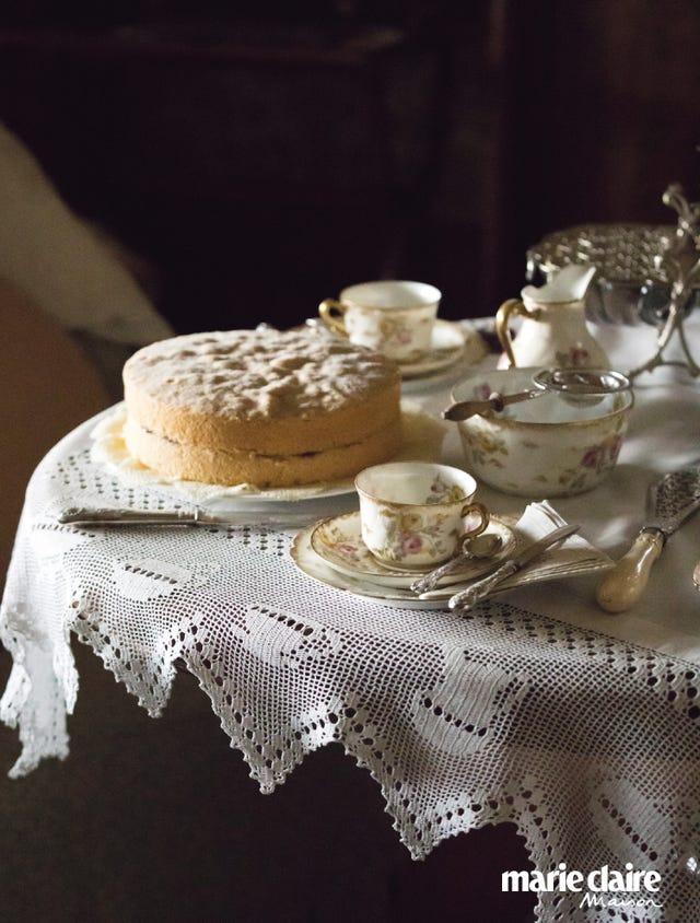 Nourriture, Cuisine, Plat, Dessert, Douceur, Nappe, Pâtisserie, Crème au beurre, Meringue, Produits de boulangerie