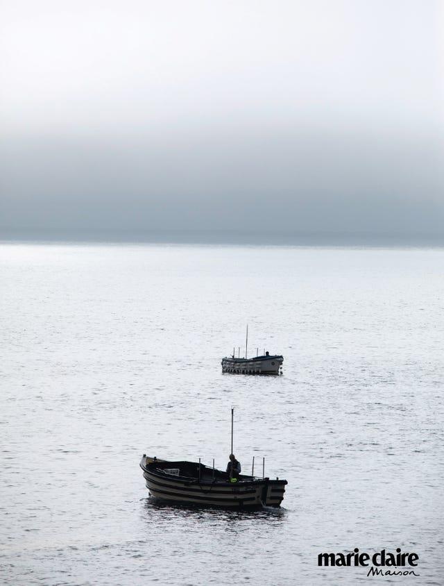 Transport maritime, Eau, Ciel, Bateau, Calme, Mer, Phénomène atmosphérique, Véhicule, Horizon, Océan