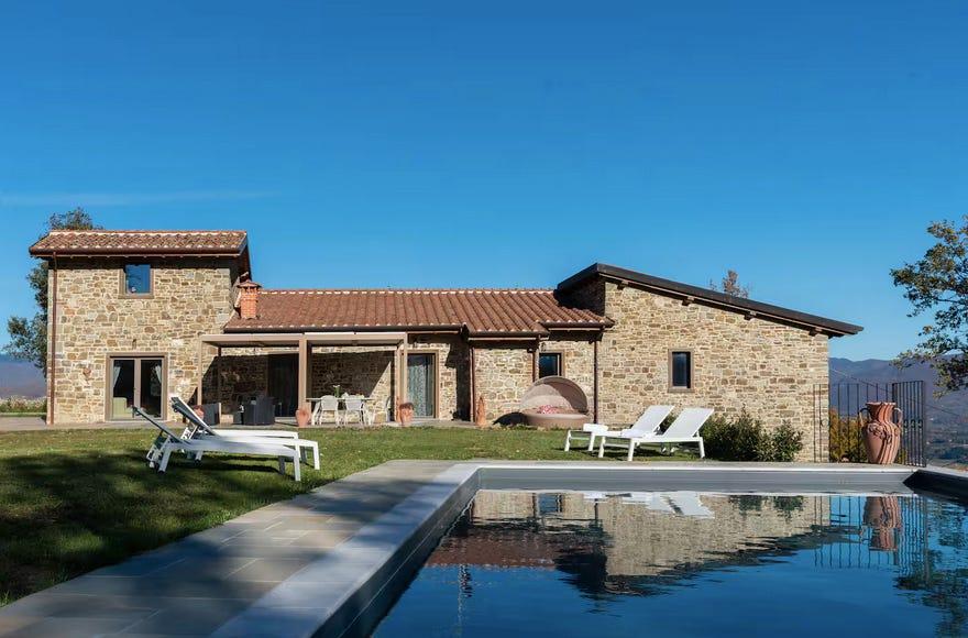 villa airbnb avec piscine