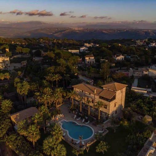 villa airbnb avec piscine