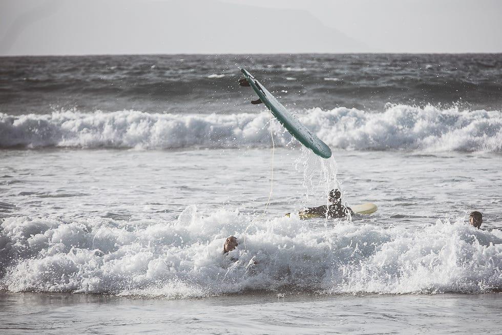 Vague, Vague de Vent, Mer, Marée, Eau, Océan, Équipement de Surf, Vent, Loisirs, Sports de Surface,