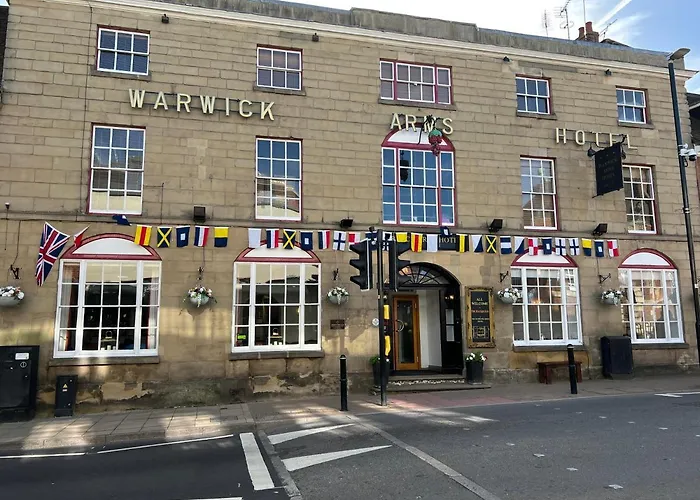 Hotels near Warwick House: Your Guide to Accommodations in Warwick