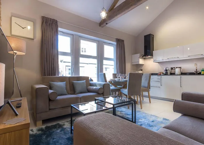 Hotels in Leeds, Yorkshire: Find the Perfect Accommodation for Your Stay